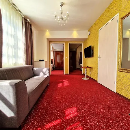 Chasse Boutique 4*