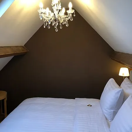 Chasse Boutique Hotel 4*